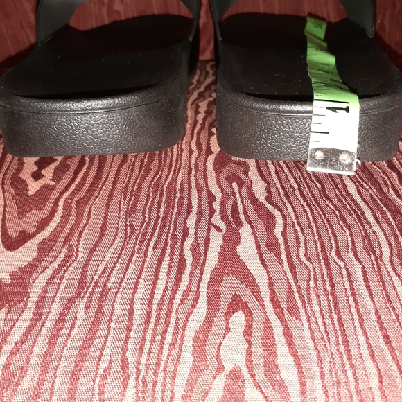 OUT KAST SLIDES BLACK/TEAL UNISEX SIZE 42 NWOT - Picture 6 of 8